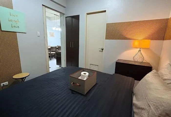 World Mall- Naia Airport Apartamento